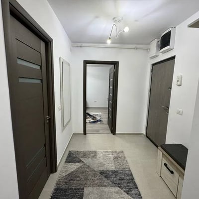 Аренда комфортных 2-комнатных апартаментов с отдельной кухней, Tomis Nord, Констанца, Румыния